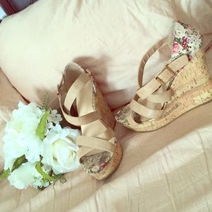 Floral cork wedges